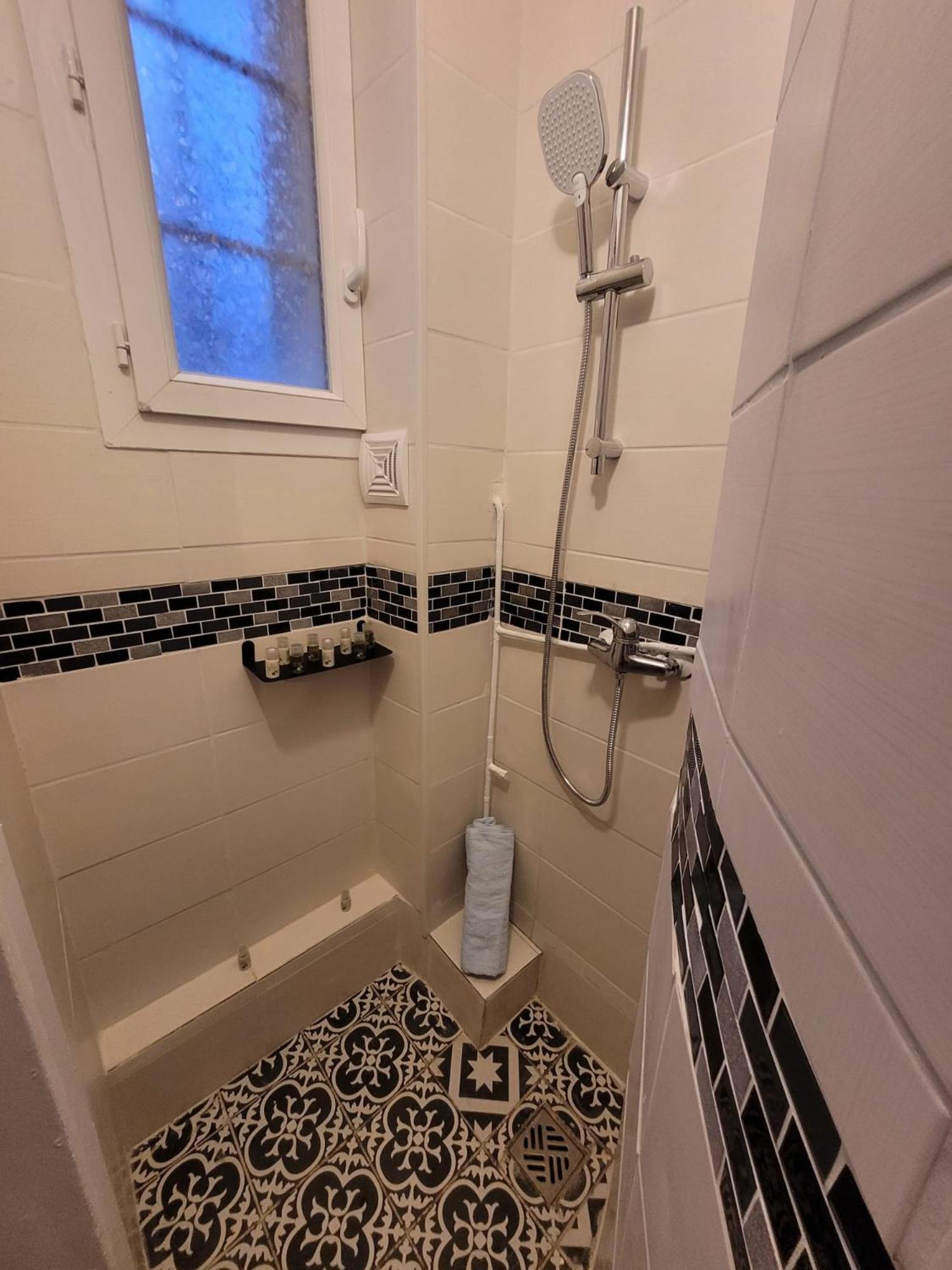 Charmant Appartement Pres De Montmartre 2 巴黎 外观 照片